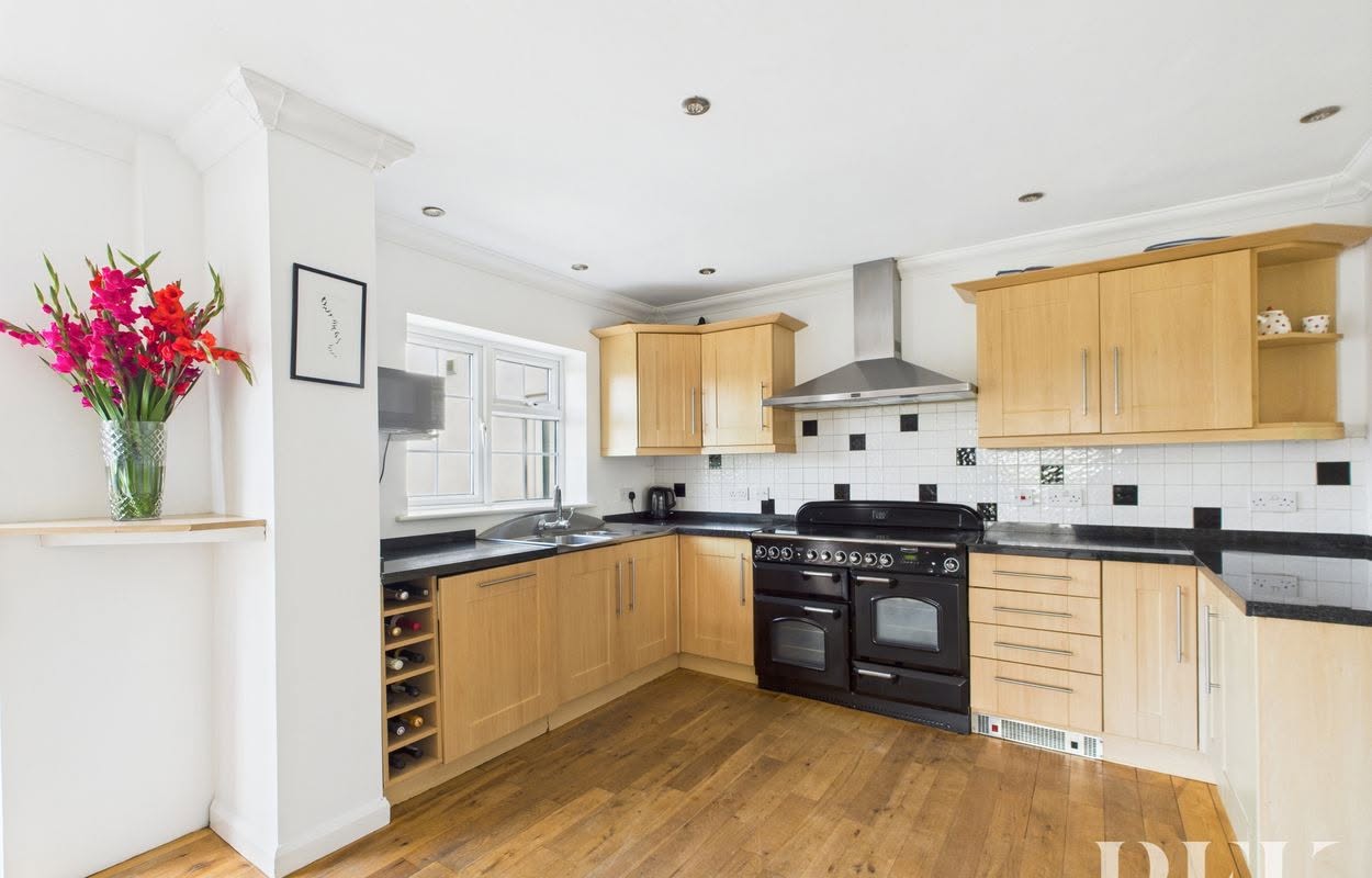 Heather Lea's warm family kitchen